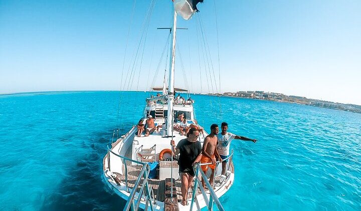 From Hurghada: Pirate Sailing Boat Snorkeling Experience